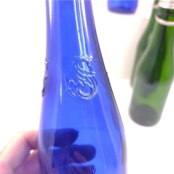 Green and Blue Glass Bottles with lids lot of 4 - Picture 6 of 11